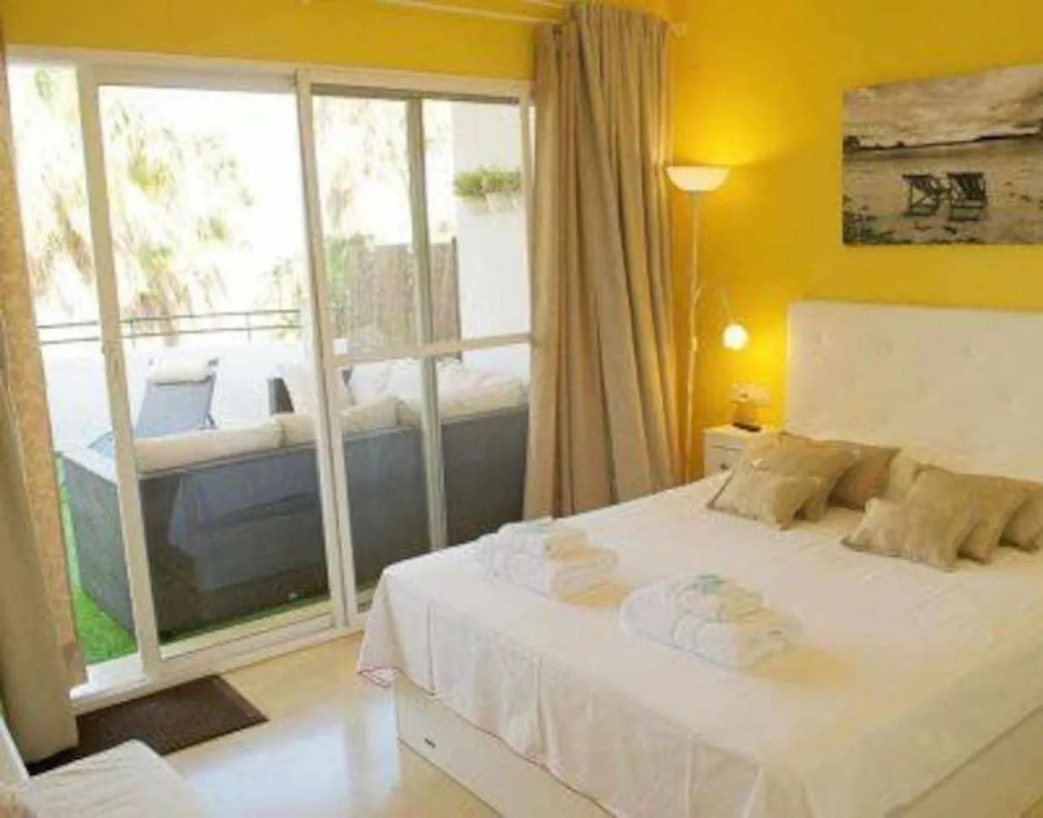 Analia Estepona Golf Apartment